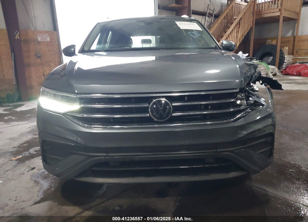 2022 VOLKSWAGEN TIGUAN VIN: 3VV2B7AXXNM019667