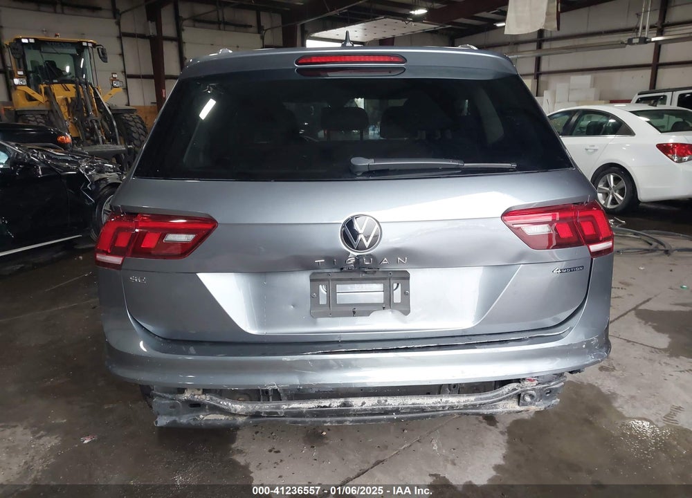 2022 VOLKSWAGEN TIGUAN VIN: 3VV2B7AXXNM019667