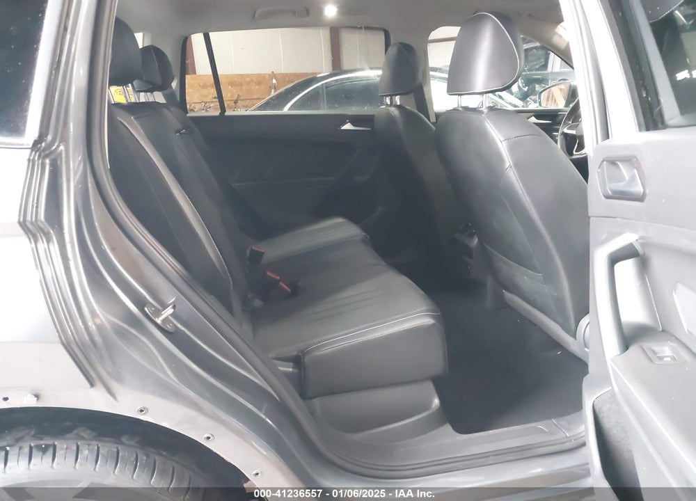 2022 VOLKSWAGEN TIGUAN VIN: 3VV2B7AXXNM019667