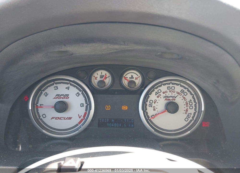2011 FORD FOCUS SE VIN: 1FAHP3FN0BW105226