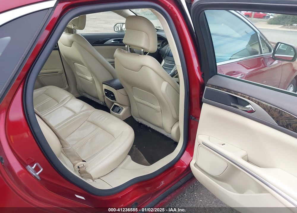 2014 LINCOLN MKZ VIN: 3LN6L2GK0ER800207