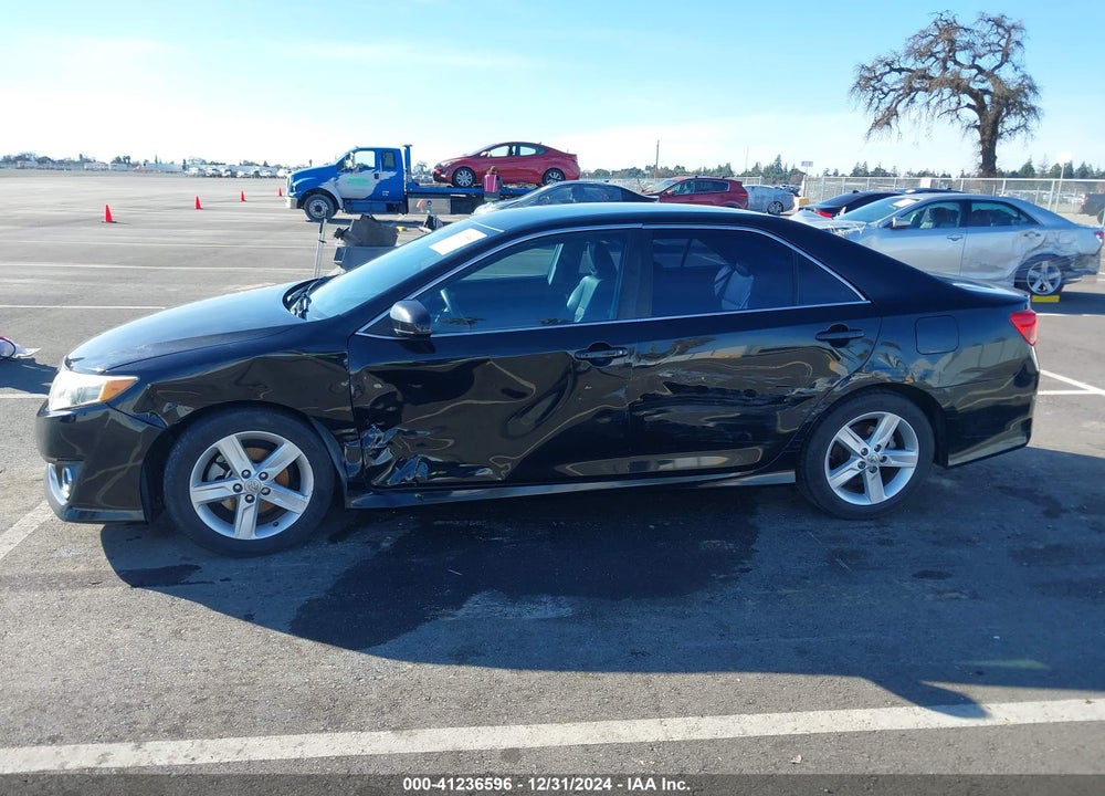 2014 TOYOTA CAMRY SE VIN: 4T1BF1FK9EU770022