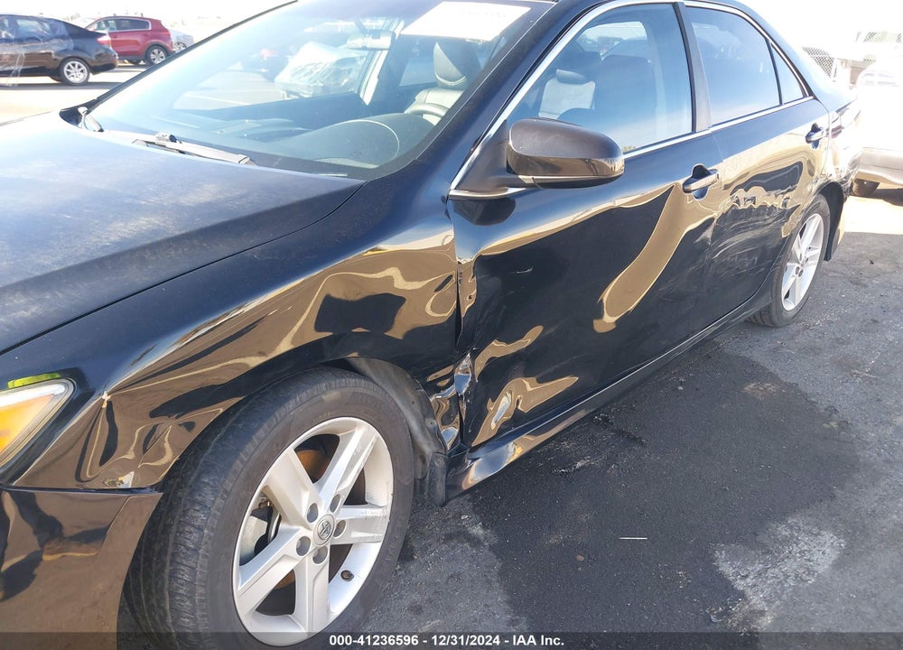 2014 TOYOTA CAMRY SE VIN: 4T1BF1FK9EU770022