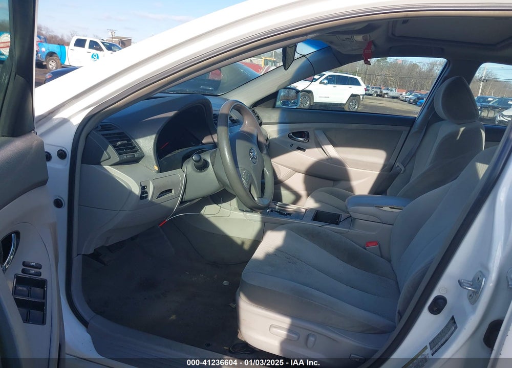 2007 TOYOTA CAMRY LE VIN: 4T1BE46K67U541126