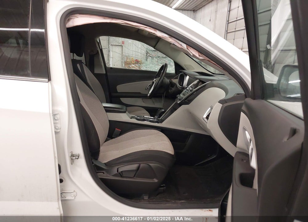 2017 CHEVROLET EQUINOX LT VIN: 2GNFLFEK8H6243189