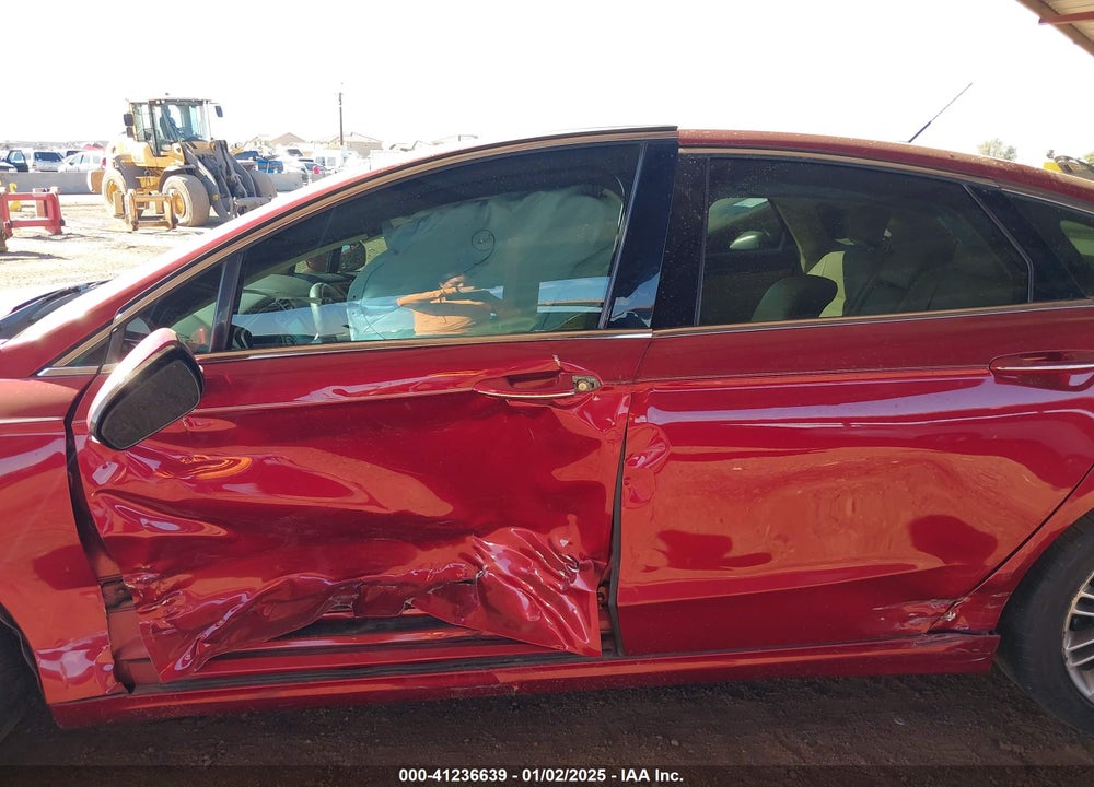 2014 FORD FUSION VIN: 3FA6P0HD0ER122352