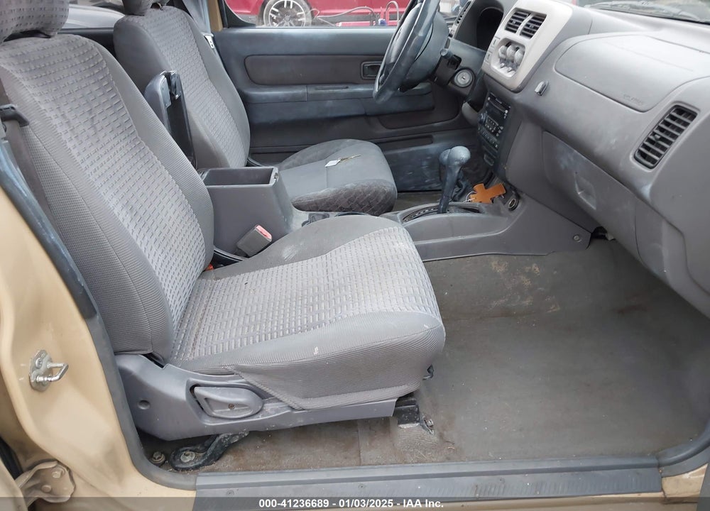 2001 NISSAN XTERRA SE VIN: 5N1ED28Y71C551182