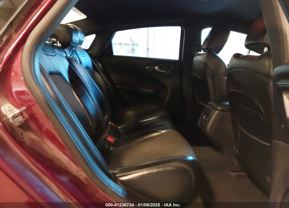 2015 CHRYSLER 200 VIN: 1C3CCCBB1FN717768
