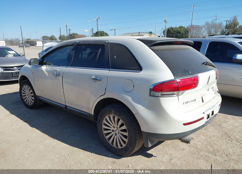 2013 LINCOLN MKX VIN: 2LMDJ8JK7DBL16660