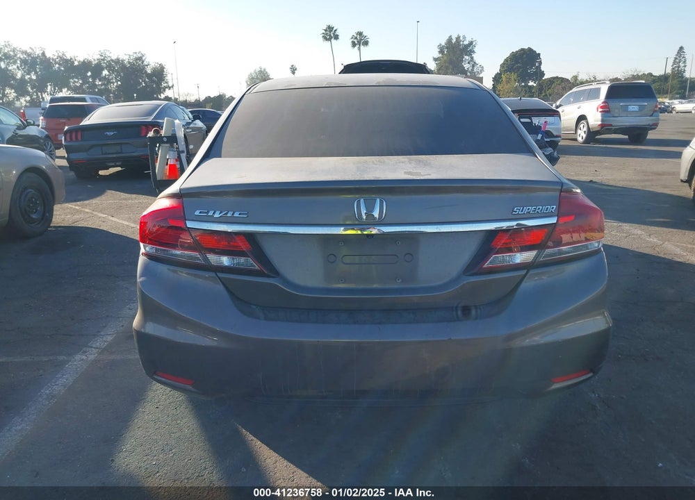 2013 HONDA CIVIC LX VIN: 2HGFB2F57DH525627