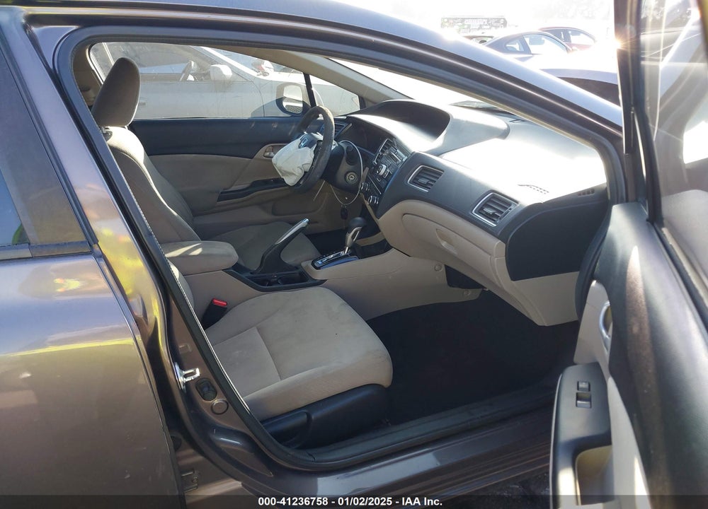 2013 HONDA CIVIC LX VIN: 2HGFB2F57DH525627