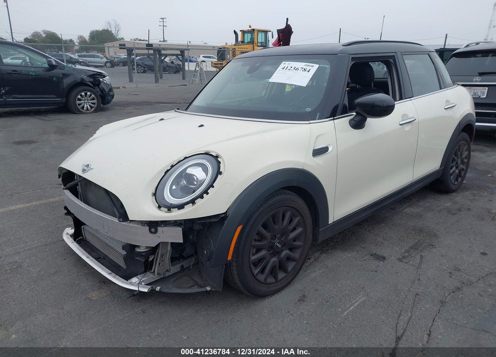 2020 MINI HARDTOP COOPER VIN: WMWXU7C02L2M10165