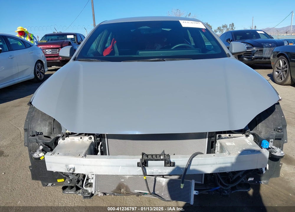 2024 HYUNDAI IONIQ 6 SEL VIN: KMHM34AA4RA077139