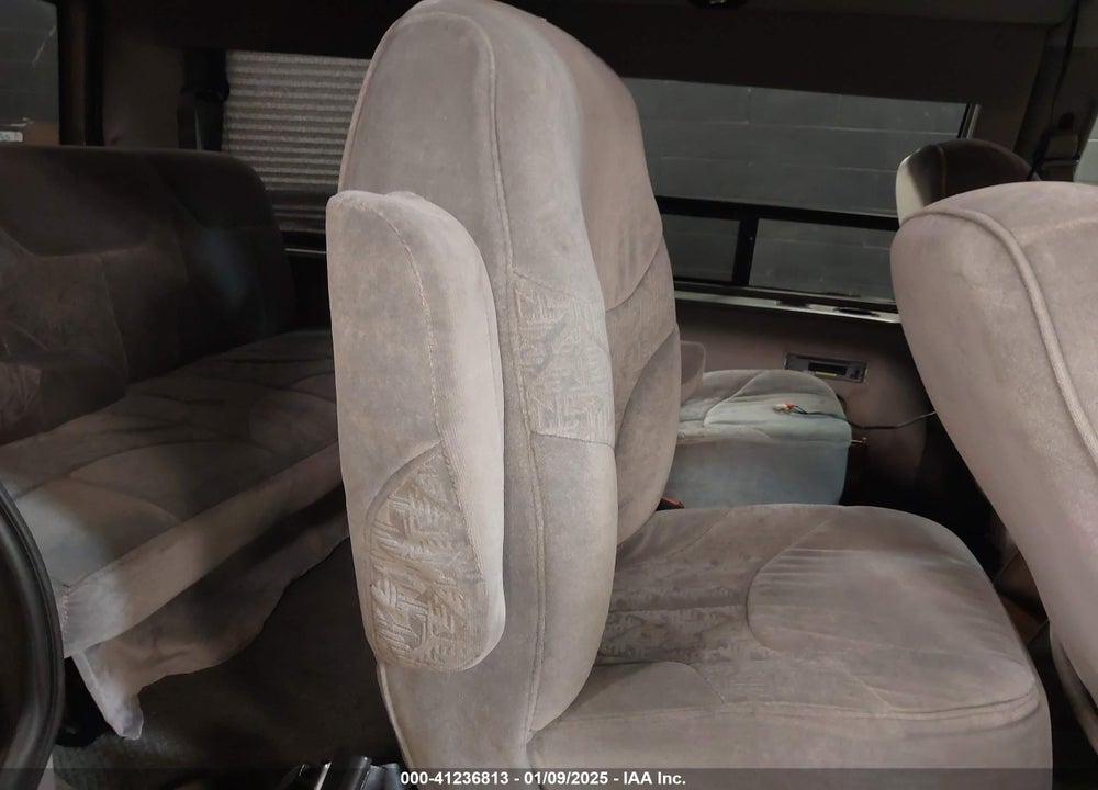 2003 CHEVROLET ASTRO UPFITTER VIN: 1GBDM19X53B129344