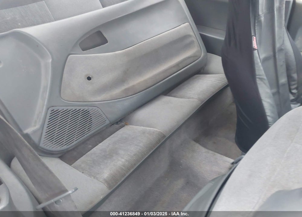 1995 HONDA CIVIC DX VIN: 1HGEJ2220SL017803