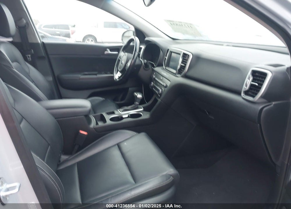 2017 KIA SPORTAGE EX VIN: KNDPNCAC4H7259877