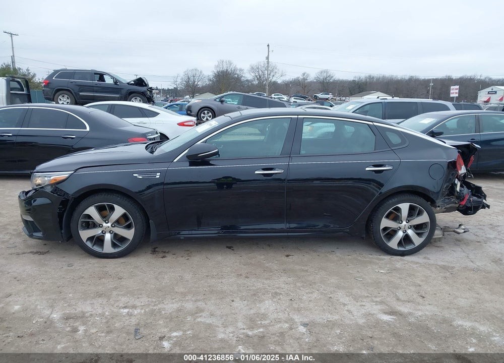 2019 KIA OPTIMA VIN: 5XXGT4L38KG367166