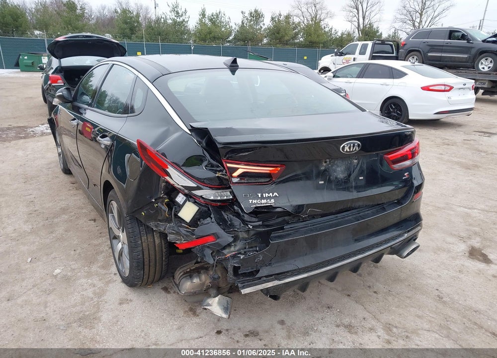 2019 KIA OPTIMA VIN: 5XXGT4L38KG367166