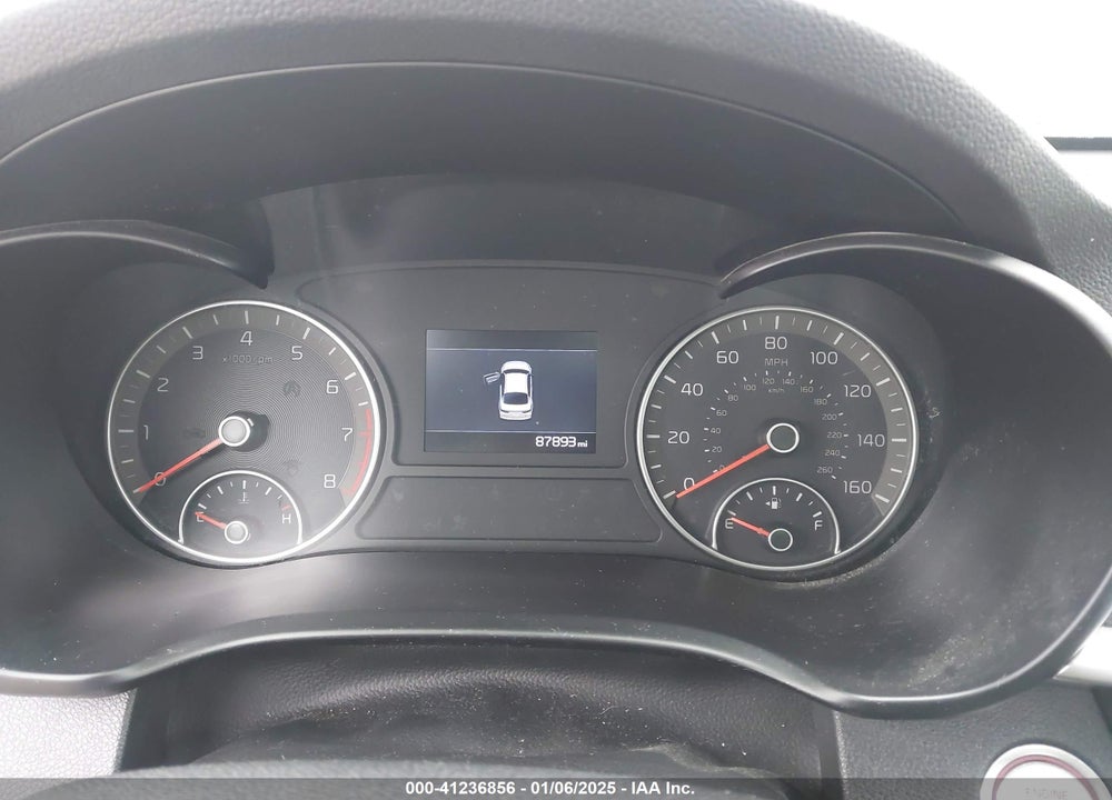 2019 KIA OPTIMA VIN: 5XXGT4L38KG367166