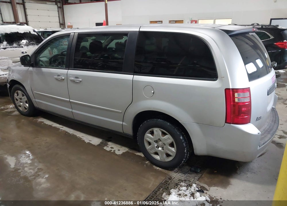 2010 DODGE GRAND CARAVAN SE VIN: 2D4RN4DE7AR446839