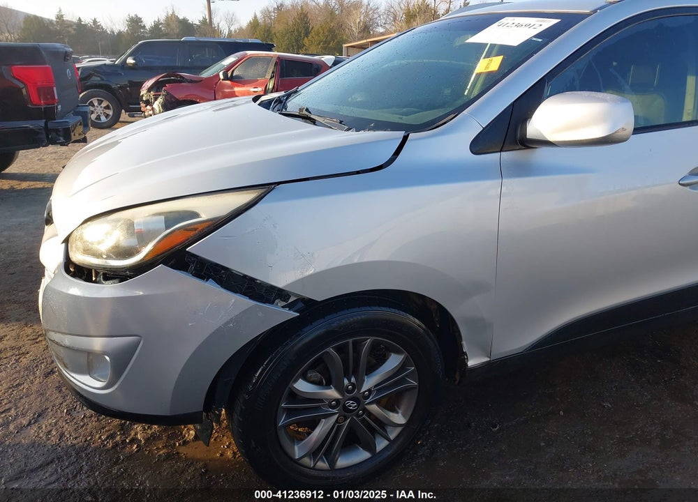 2014 HYUNDAI TUCSON SE VIN: KM8JUCAG2EU872214