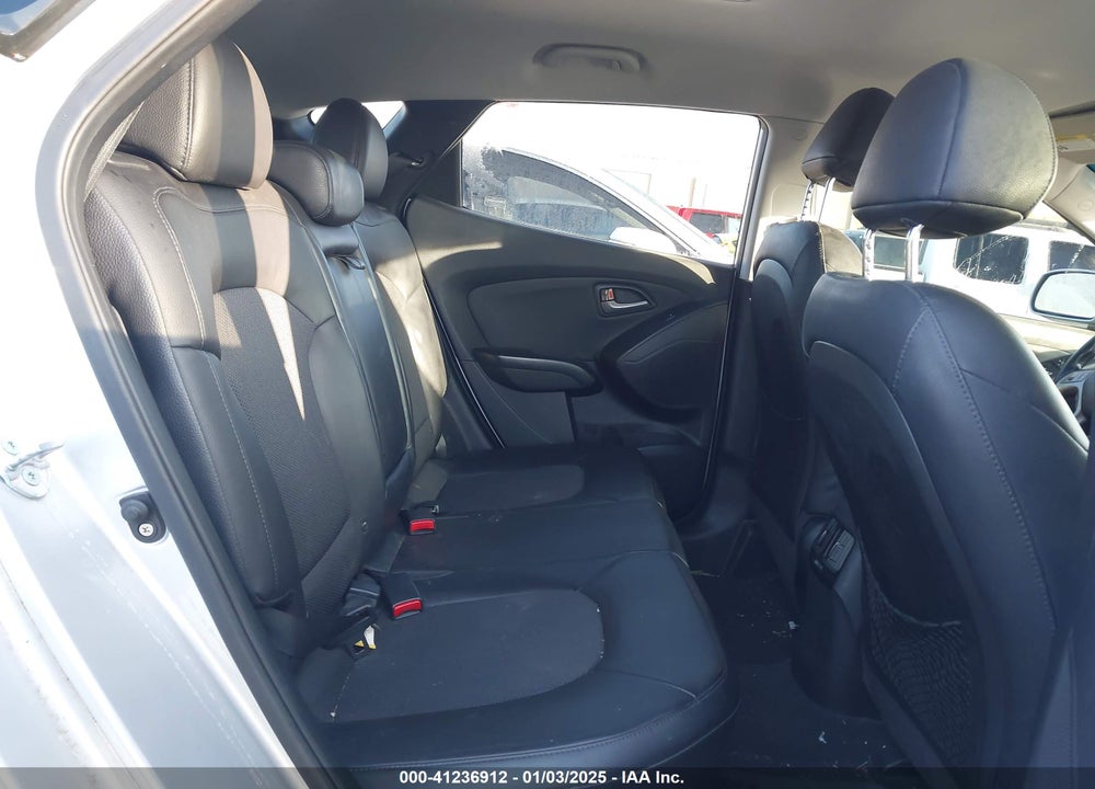 2014 HYUNDAI TUCSON SE VIN: KM8JUCAG2EU872214