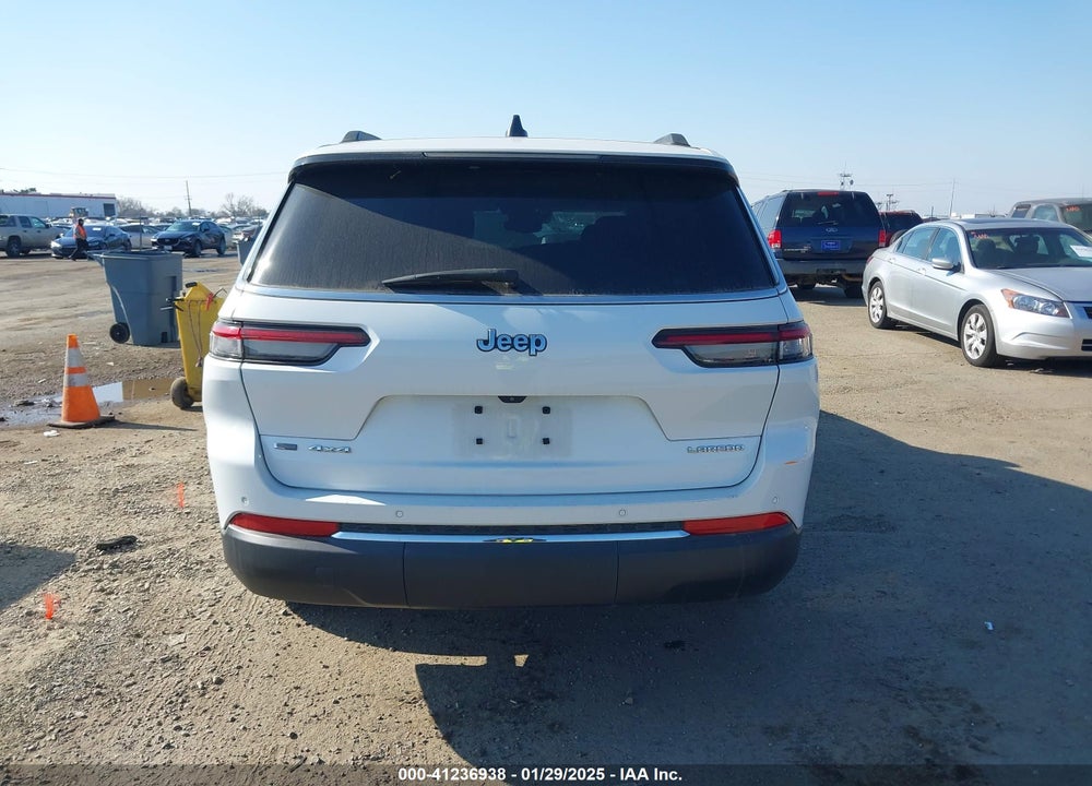 2022 JEEP GRAND CHEROKEE L LAREDO 4X4 VIN: 1C4RJKAG9N8546414