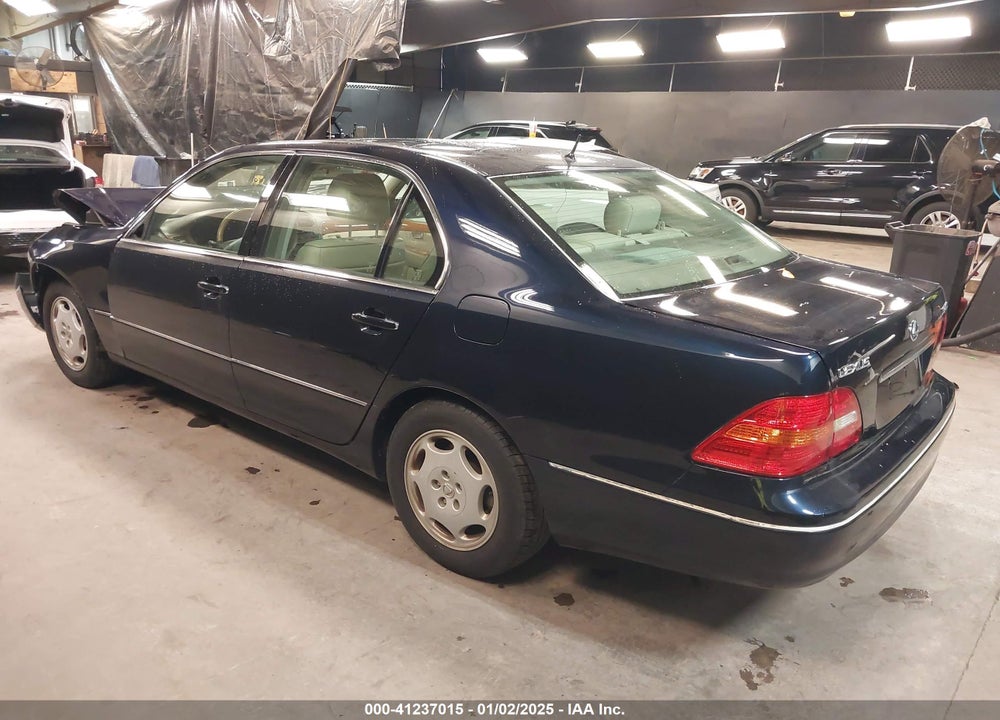 2001 LEXUS LS 430 VIN: JTHBN30F010049750