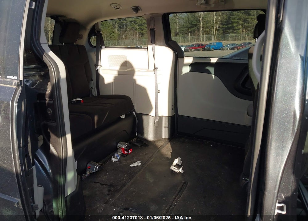 2014 DODGE GRAND CARAVAN SXT VIN: 2C4RDGCG0ER245150