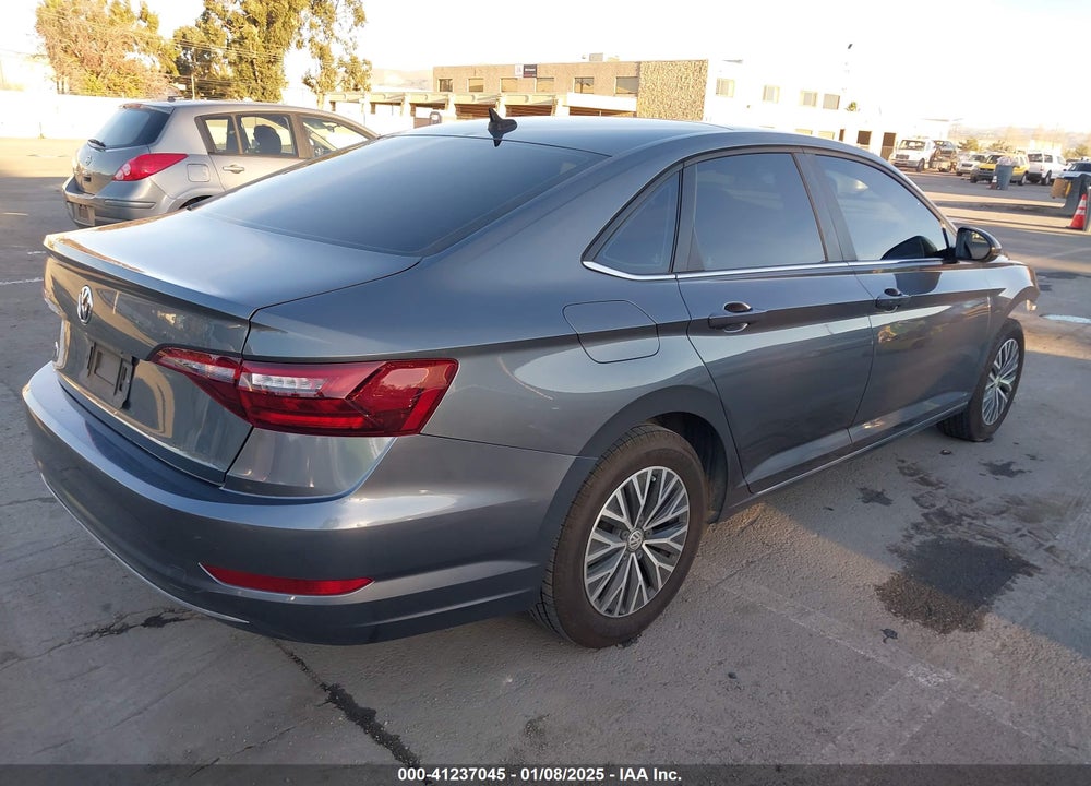 2020 VOLKSWAGEN JETTA VIN: 3VWCB7BU0LM011031