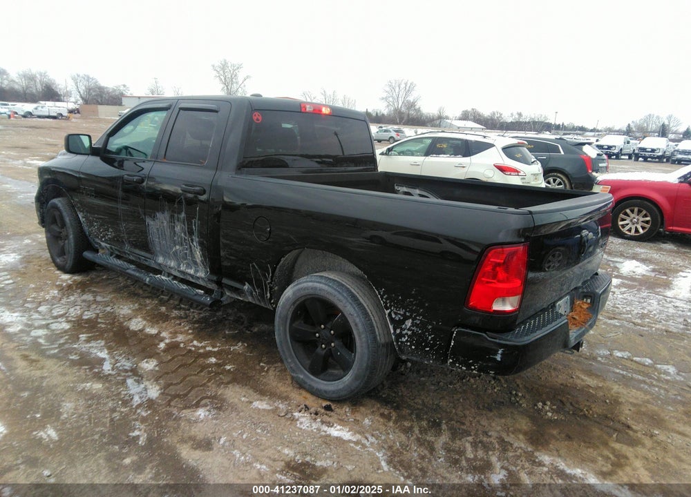 2018 RAM 1500 ST VIN: 1C6RR7FGXJS275608
