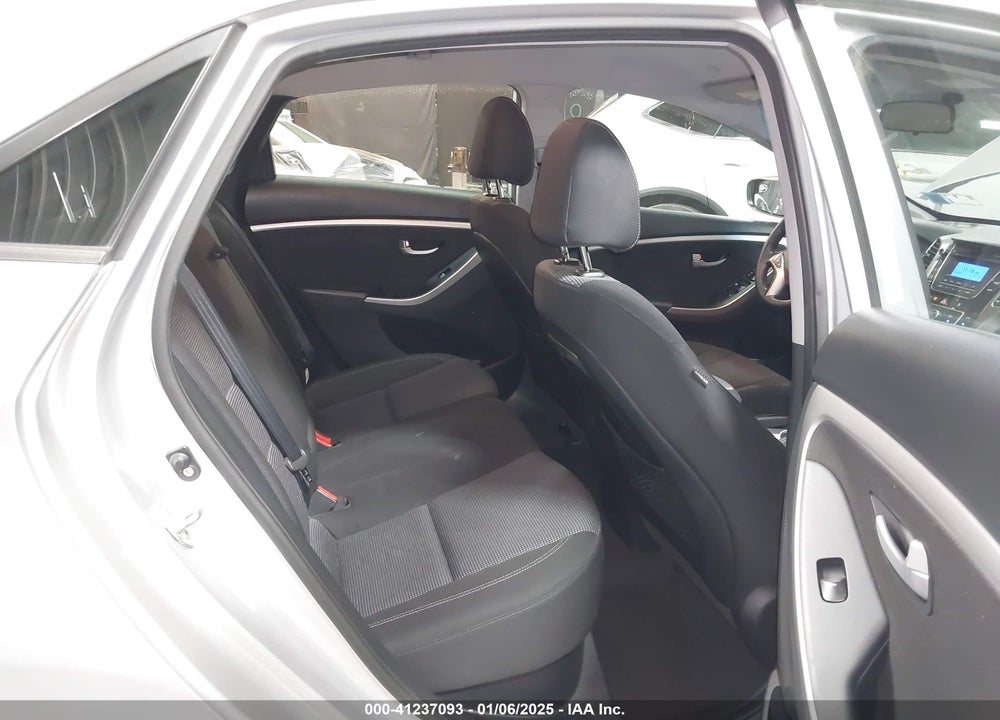 2016 HYUNDAI ELANTRA GT VIN: KMHD35LH7GU282725