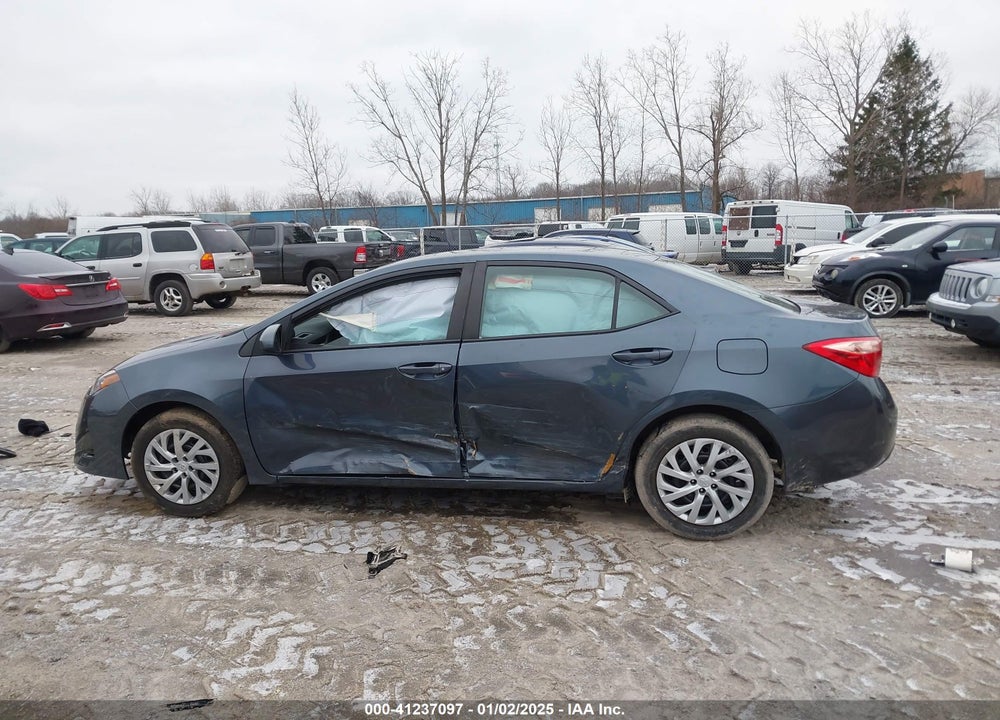 2017 TOYOTA COROLLA VIN: 2T1BURHE1HC772879