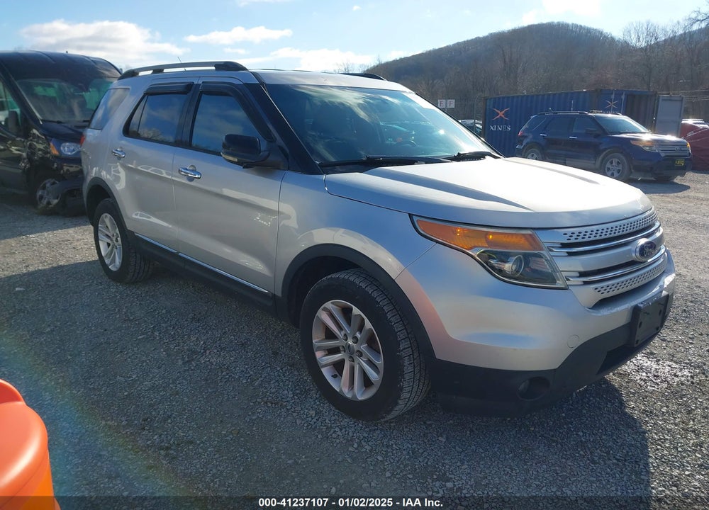 2011 FORD EXPLORER XLT VIN: 1FMHK8D85BGA33528