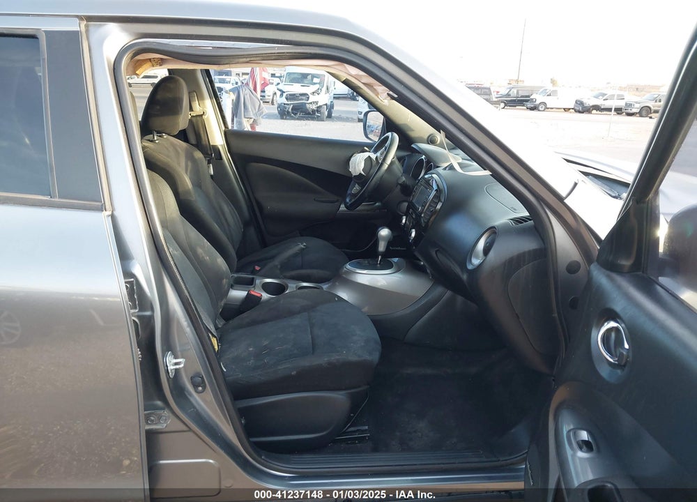 2016 NISSAN JUKE SV VIN: JN8AF5MR1GT607885