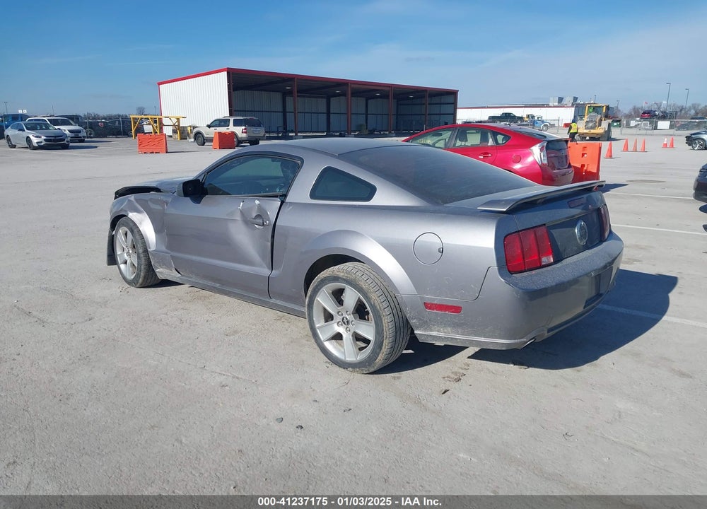 2006 FORD MUSTANG GT VIN: 1ZVHT82H265264342