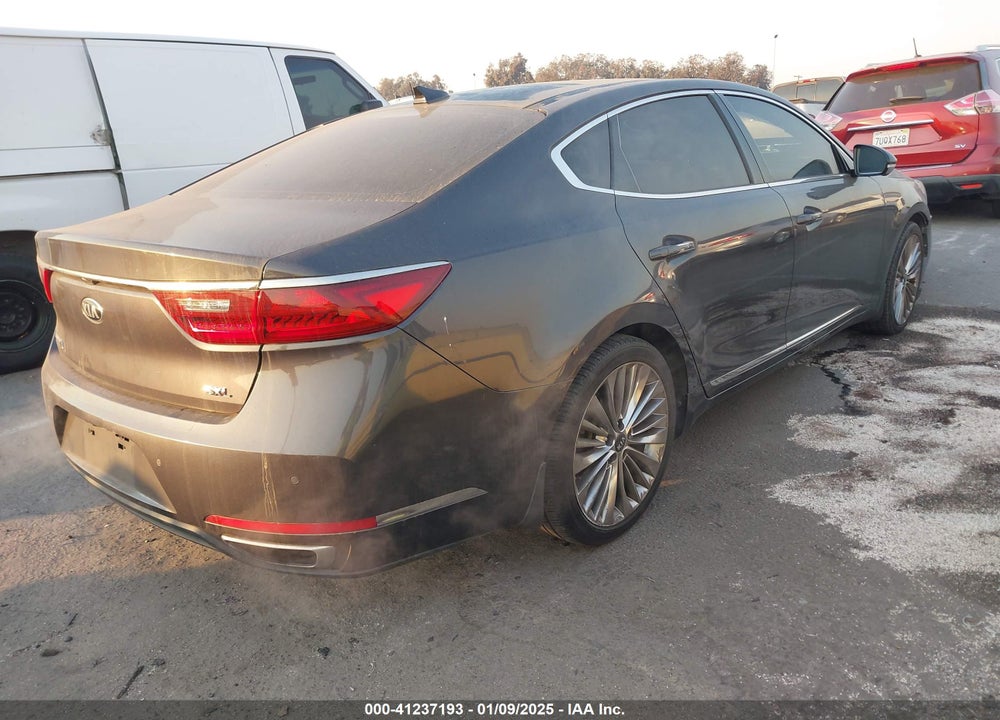 2017 KIA CADENZA LIMITED VIN: KNALC4J11H5072467