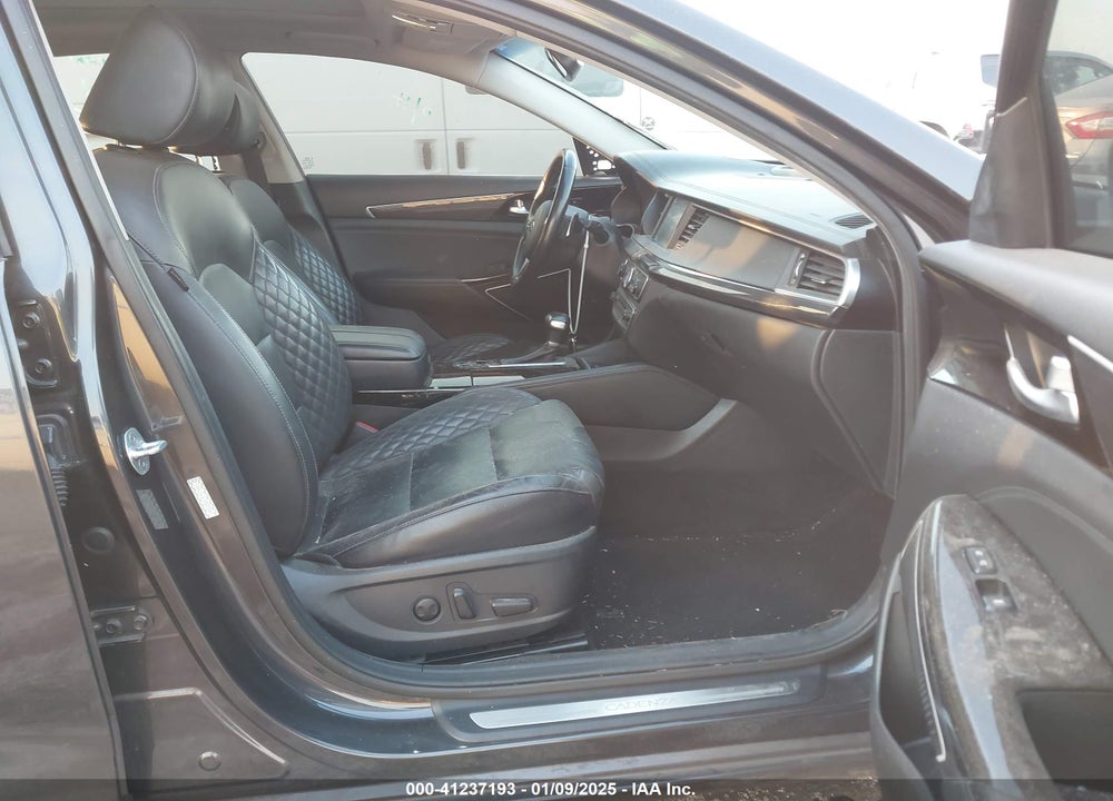 2017 KIA CADENZA LIMITED VIN: KNALC4J11H5072467