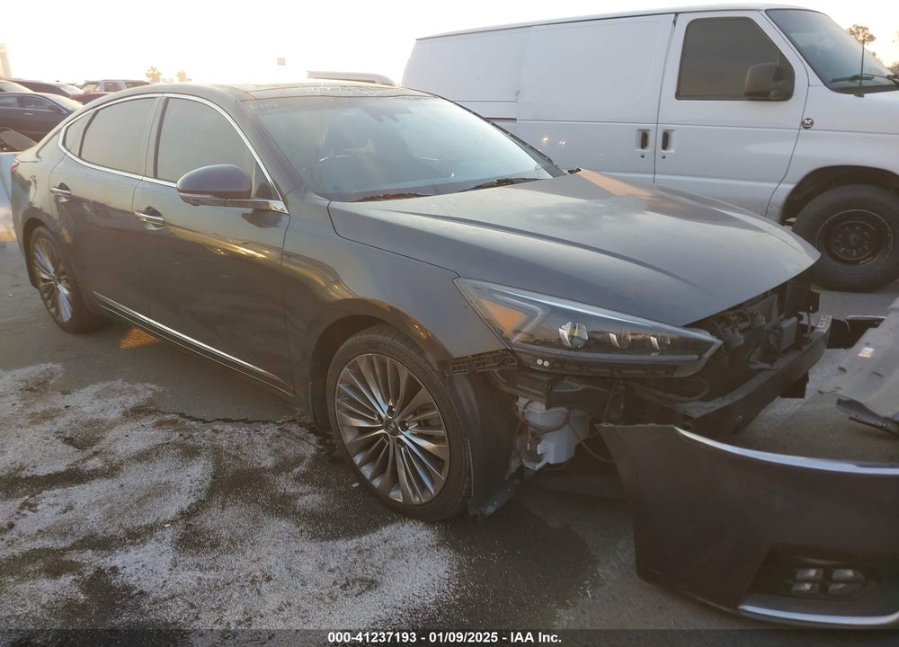 2017 KIA CADENZA LIMITED VIN: KNALC4J11H5072467