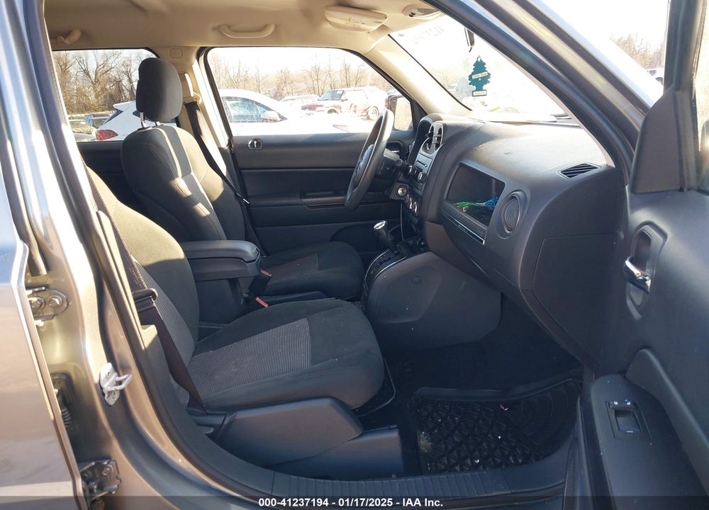 2013 JEEP PATRIOT SPORT VIN: 1C4NJRBB1DD140448