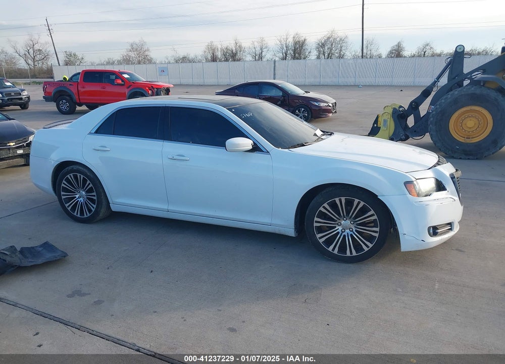 2014 CHRYSLER 300 300S VIN: 2C3CCABG4EH205011