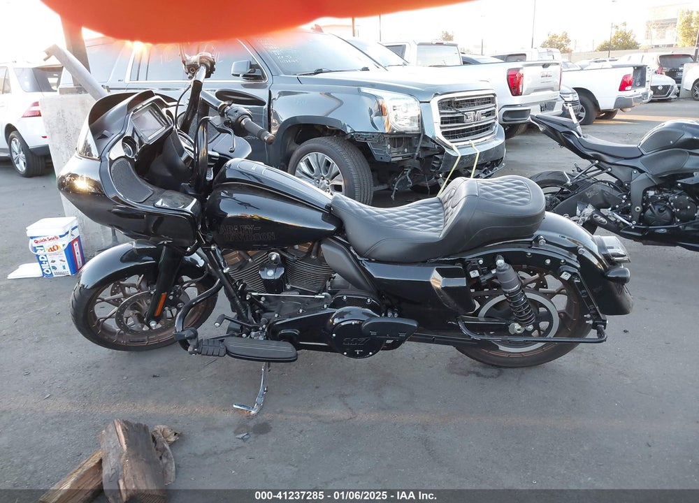 2022 HARLEY-DAVIDSON FLTRXST VIN: 1HD1ACL25NB614469