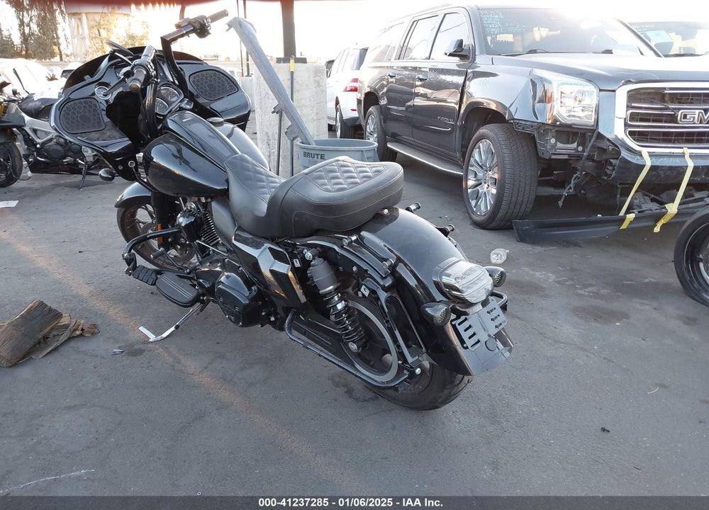 2022 HARLEY-DAVIDSON FLTRXST VIN: 1HD1ACL25NB614469