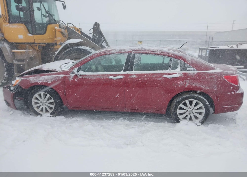 2013 CHRYSLER 200 VIN: 1C3CCBCG8DN683863