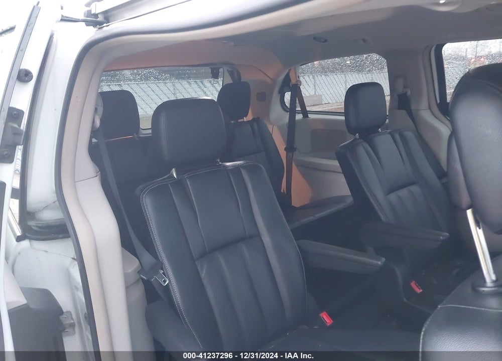 2014 CHRYSLER TOWN & COUNTRY TOURING VIN: 2C4RC1BGXER218278