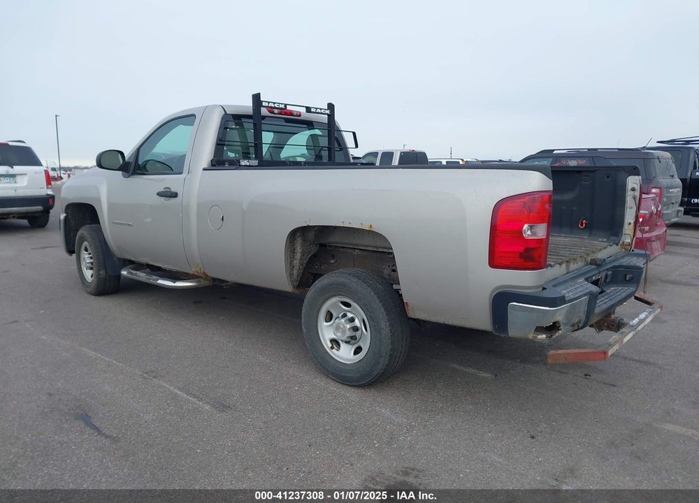 2008 CHEVROLET SILVERADO 2500HD WORK TRUCK VIN: 1GCHK24K58E208720