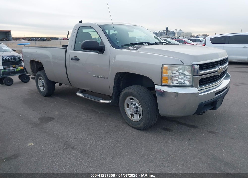 2008 CHEVROLET SILVERADO 2500HD WORK TRUCK VIN: 1GCHK24K58E208720