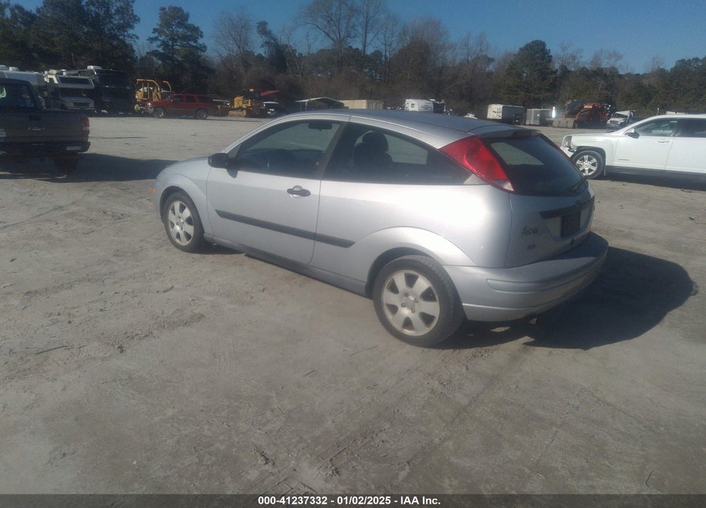 2002 FORD FOCUS ZX3 VIN: 3FAFP31352R113631