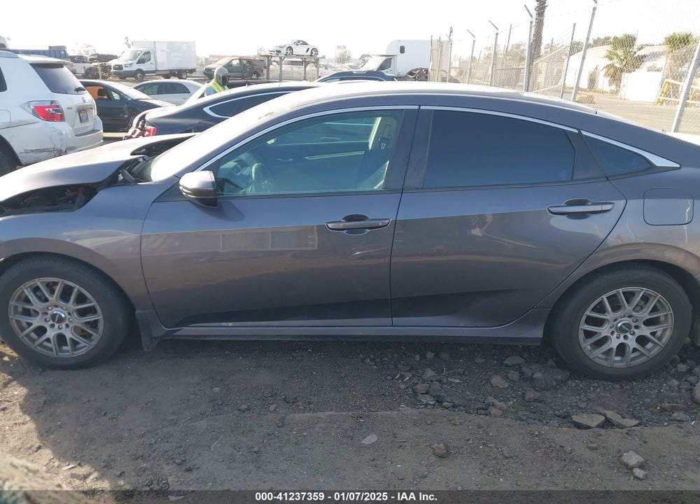 2017 HONDA CIVIC VIN: 2HGFC2F55HH506514