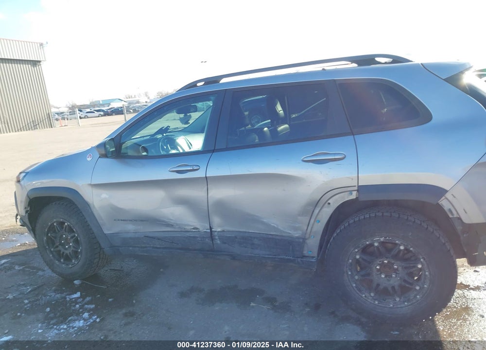 2017 JEEP CHEROKEE TRAILHAWK 4X4 VIN: 1C4PJMBB2HW517276